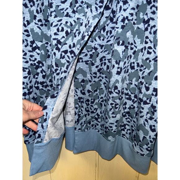 Cuddl Duds Cardigan Sweatshirt Womens 2X Blue Leopard French Terry Thumb Holes - Picture 8 of 15